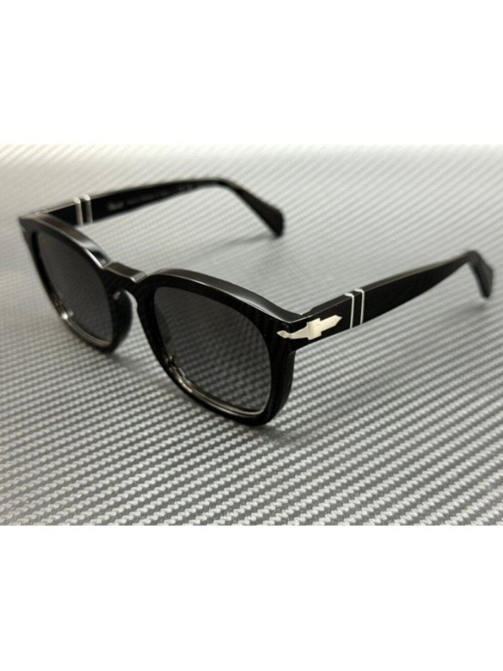 New Persol Men Black Sunglasses 54-22-145